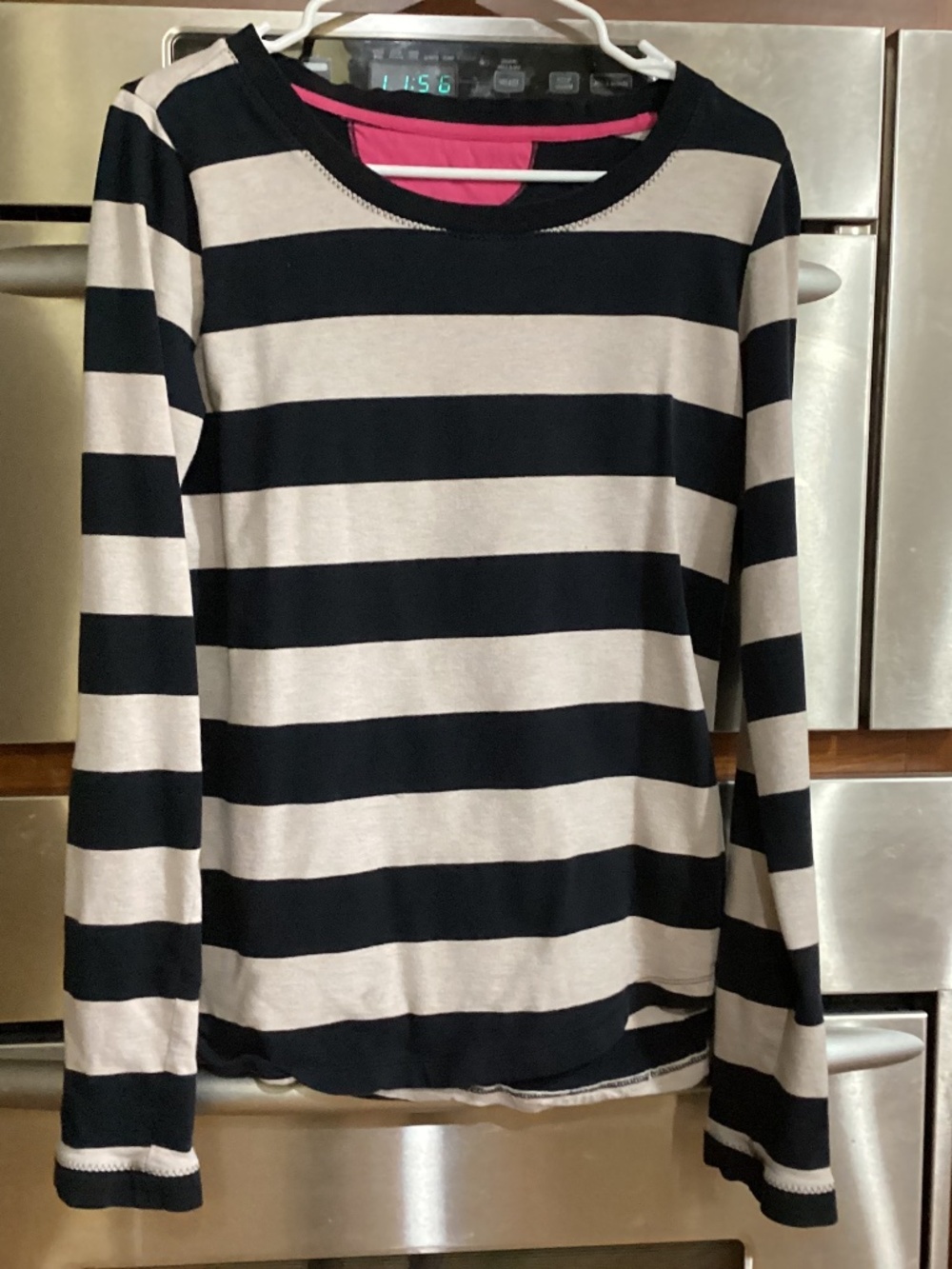 Cute Calvin Klein Striped top, Small
